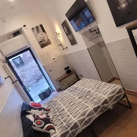 Trastevere Gallery רומא