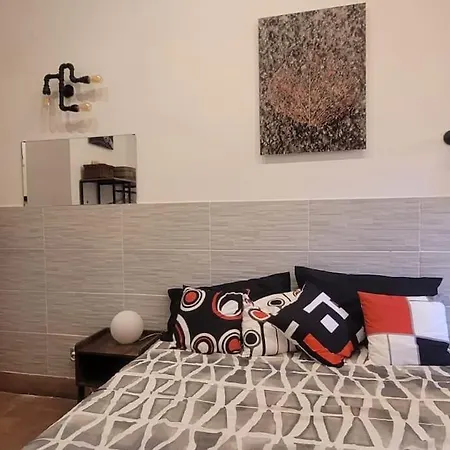 Trastevere Gallery דירה *